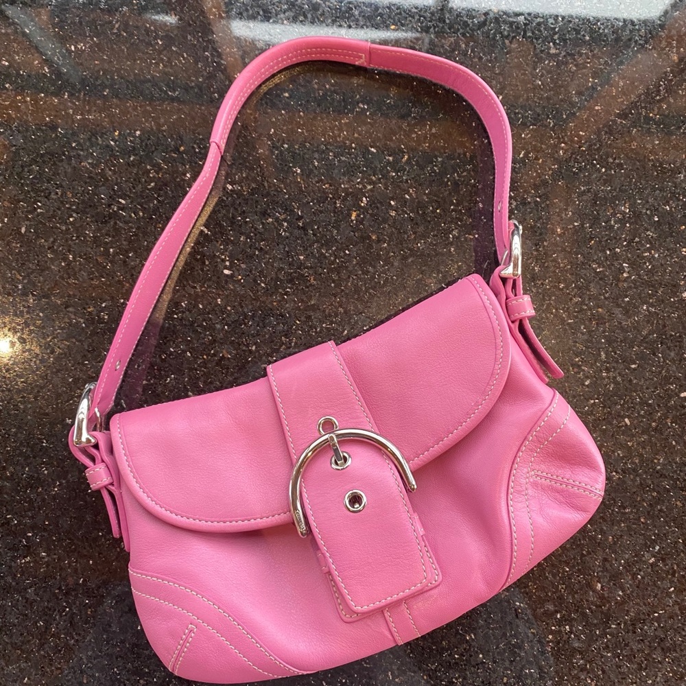 vinatge pink coach purse